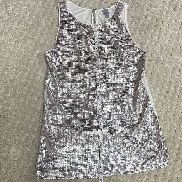 Tristan, Women’s Silver Sleeveless Top, Size Medium - Picture 4 of 7